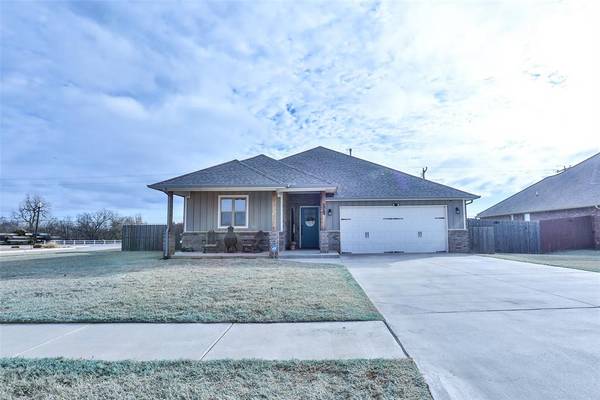 1216 N Taylor Way, Mustang, OK 73064