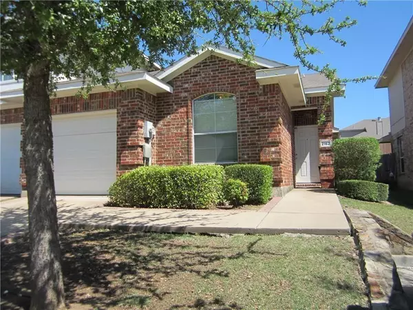 2162 Stonebrook Lane, Mesquite, TX 75181