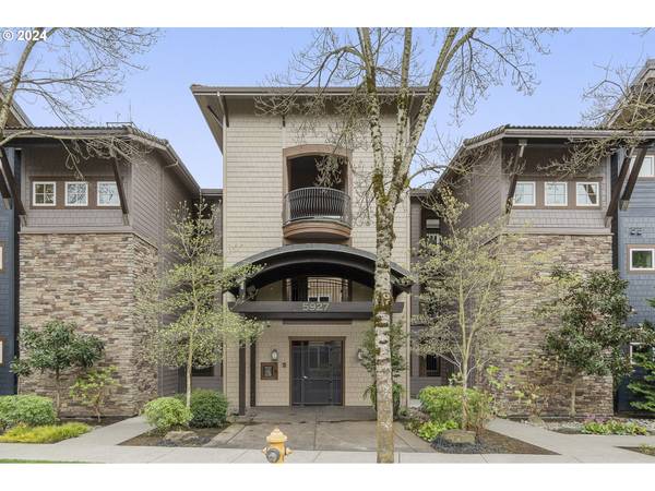 5927 SE COLUMBIA WAY #301,  Vancouver,  WA 98661