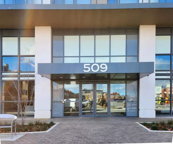 Oakville, ON L6M 4M2,509 Dundas ST W #106