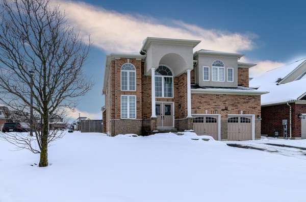 33 Ellis CRES, Kawartha Lakes, ON K9V 0A5