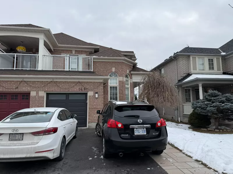 1691 Samuelson CIR, Mississauga, ON L5N 7Z8