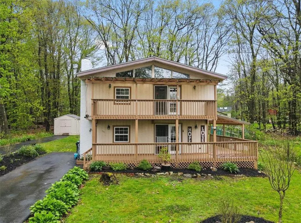 Coolbaugh Twp, PA 18466,206 PALOMINO Place