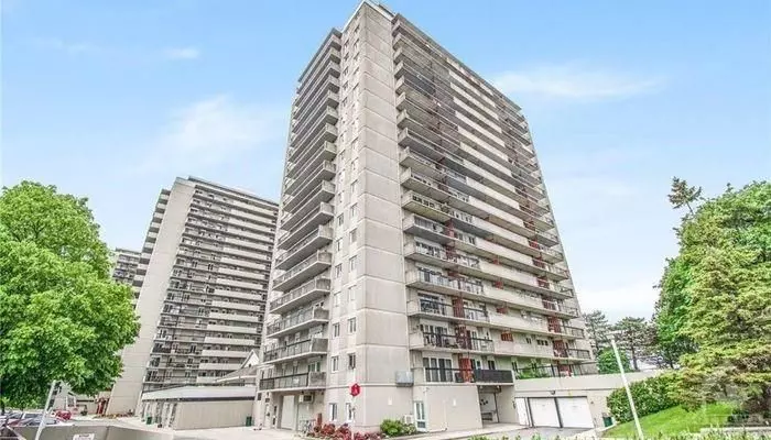 Ottawa, ON K1L 8C9,158 Mcarthur AVE #904