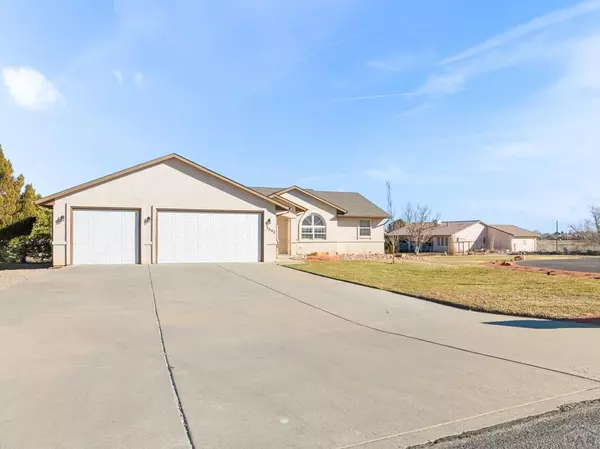 Pueblo, CO 81005,5393 Cragmoor Dr