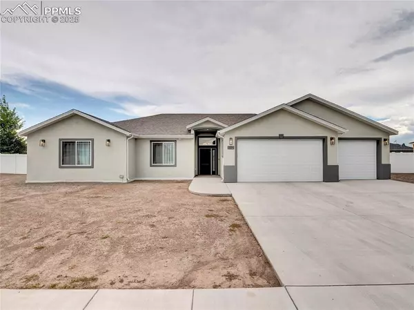 1112 Riverbend CT, Alamosa, CO 81101