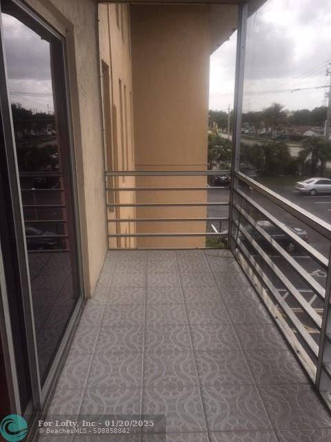 Lauderdale Lakes, FL 33313,4848 NW 24th Ct  #315