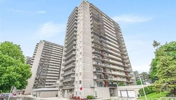 158 Mcarthur AVE #904, Vanier And Kingsview Park, ON K1L 8C9