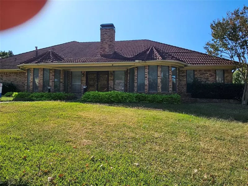 410 Washington Drive, Arlington, TX 76011