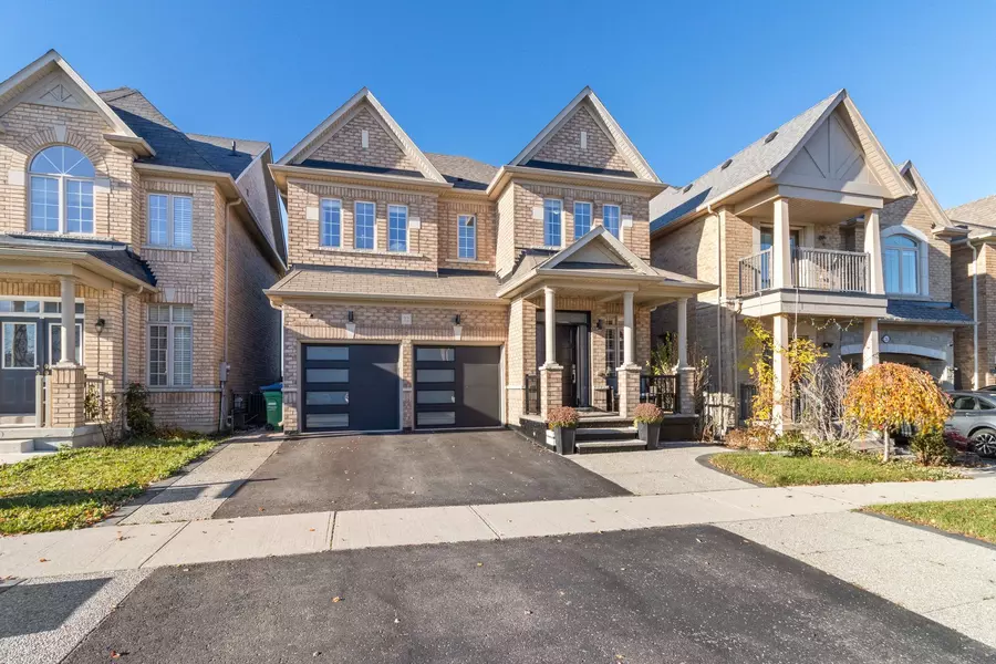 22 Vontress ST, Brampton, ON L6R 3S4