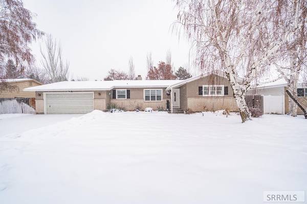 2341 Briarcliff Avenue, Idaho Falls, ID 83404