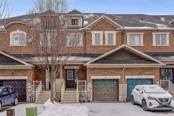 8 Zachary PL, Vaughan, ON L4H 0C2