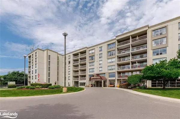 Simcoe, ON L9Y 4T2,172 EIGHTH ST #401