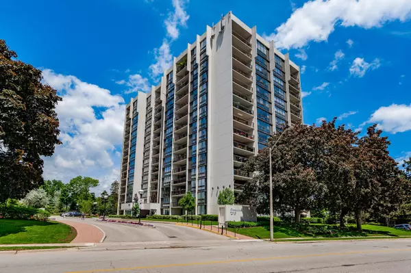 2175 Marine DR #1501, Oakville, ON L6L 5L5