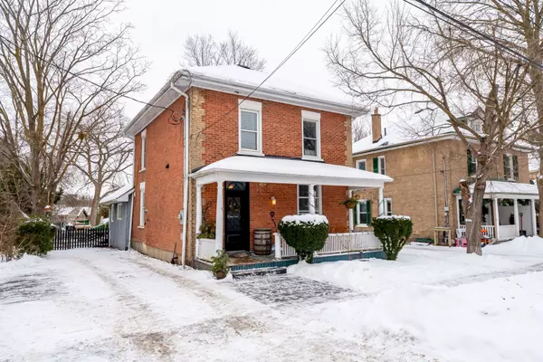 40 Regent ST W, Smith-ennismore-lakefield, ON K0L 2H0