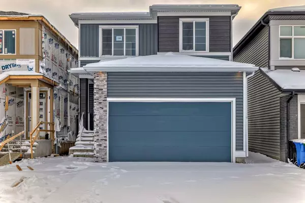 Calgary, AB T2X 4M6,100 Wolf Hollow Villas SE