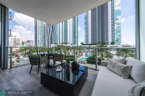 851 NE 1st Ave  #907, Miami, FL 33132