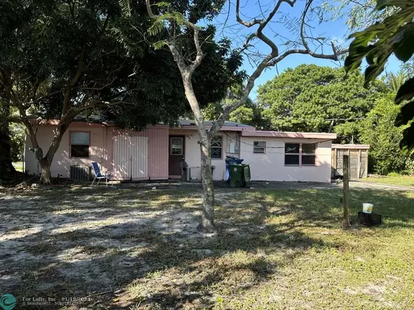 2716 NE 1st Ave, Wilton Manors, FL 33334