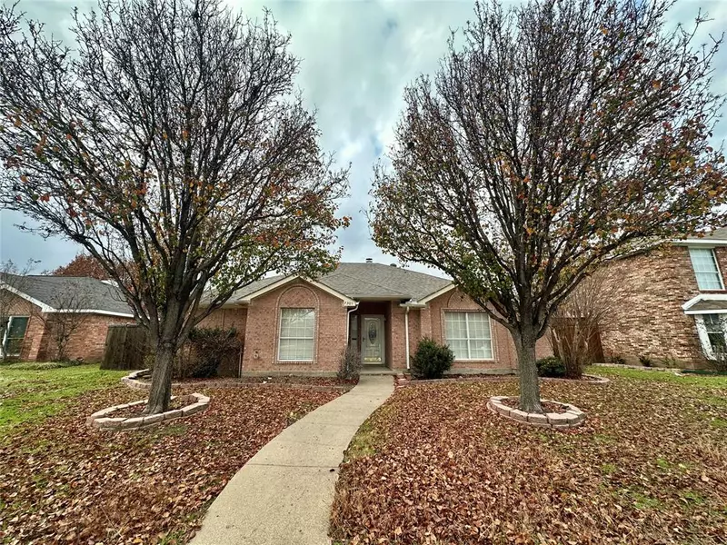 7305 Dartmouth Drive, Rowlett, TX 75089