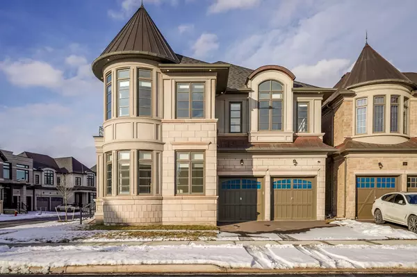 2279 Hyacinth CRES, Oakville, ON L6M 5M9