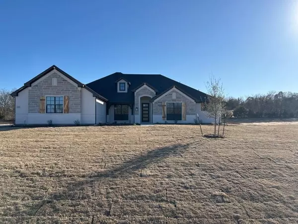 Van Alstyne, TX 75495,1020 Julian Drive