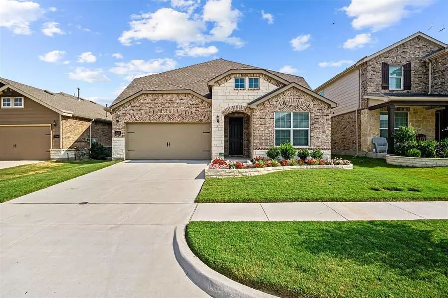 2440 Rooster Lane, Northlake, TX 76247