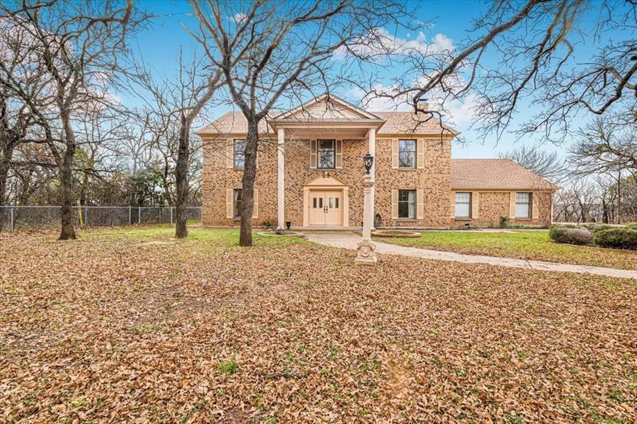 3 Greenbriar Court, Mineral Wells, TX 76067