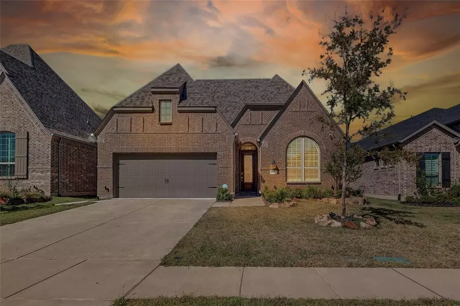 913 Lady Bird Drive, Mckinney, TX 75071