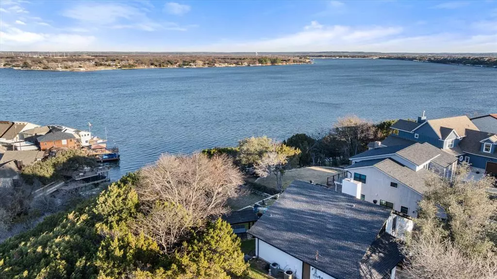 3811 Mabery Drive, Granbury, TX 76048