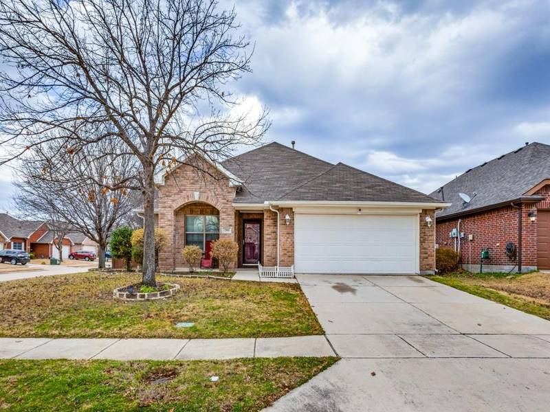 2101 Carrie Creek Drive, Little Elm, TX 75068