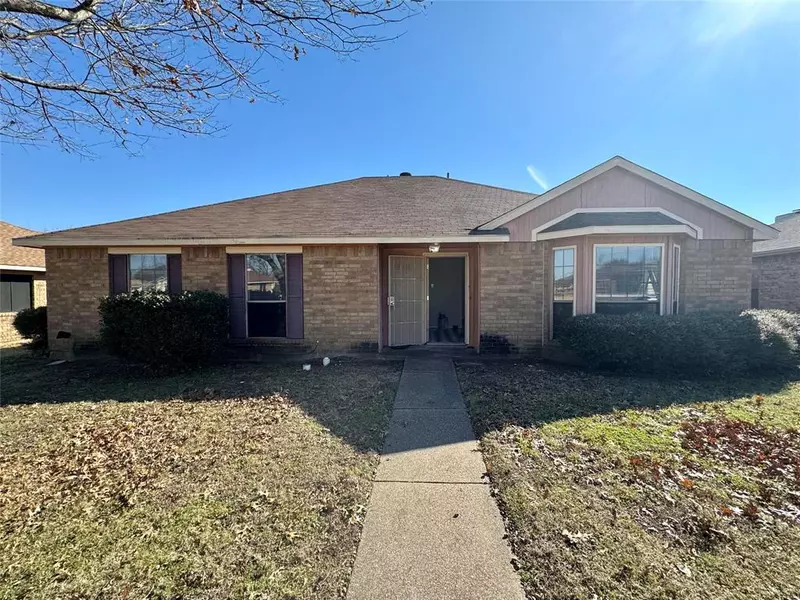 1216 Payne, Lancaster, TX 75134