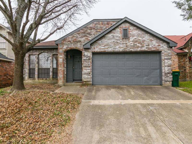 402 Wolfe, Cedar Hill, TX 75104