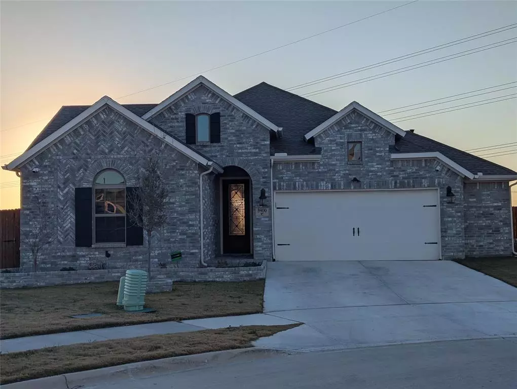 Fort Worth, TX 76179,5900 Pine River Lane