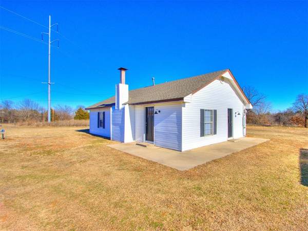 18498 SE 15th Street, Choctaw, OK 73020