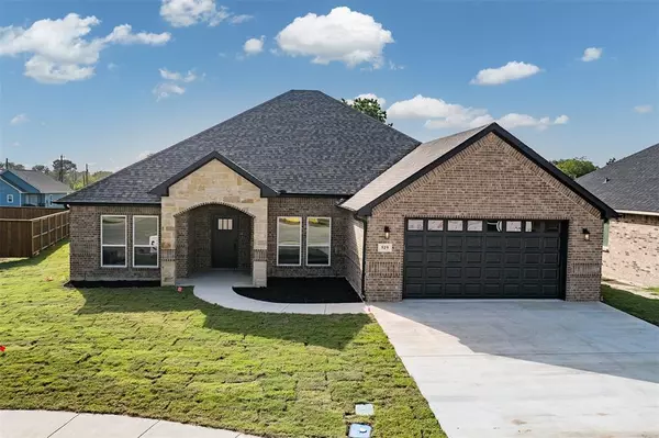 519 Limestone Circle, Mabank, TX 75147