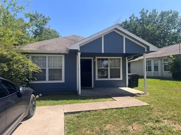 1323 Hemphill Street, Greenville, TX 75401