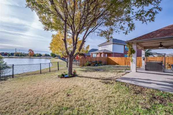 2384 Evening Song Drive, Little Elm, TX 75068