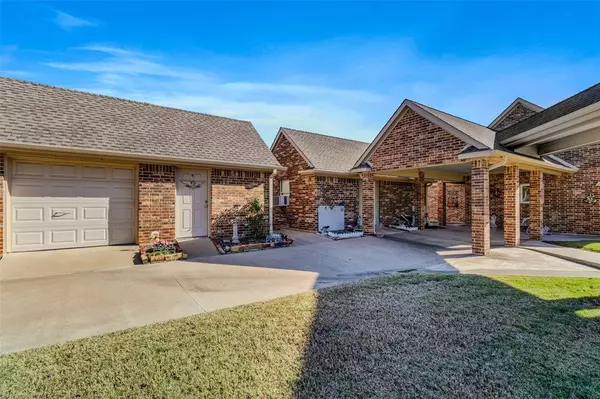 Rockwall, TX 75032,876 Equestrian Drive