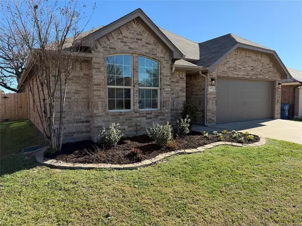 2213 Kaitlyn Drive, Weatherford, TX 76087