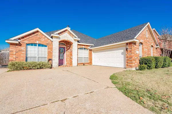 2909 Claremont Drive, Mansfield, TX 76063