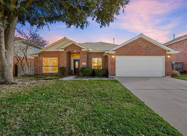 3402 Egerton Lane, Mansfield, TX 76063