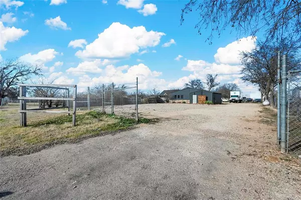 Crowley, TX 76036,3502 County Road 920