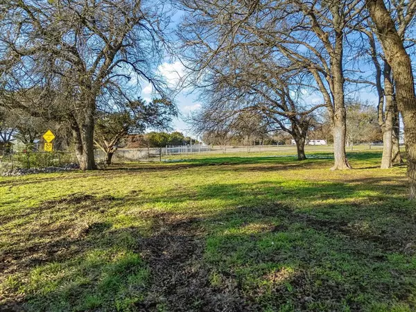 Azle, TX 76020,102 Cedar Creek Drive