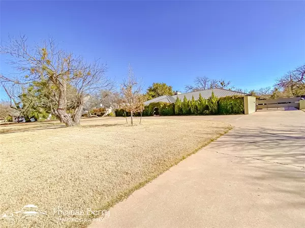 Abilene, TX 79605,1417 Tanglewood Road