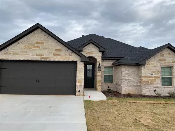 3315 White Horse Drive, Granbury, TX 76049