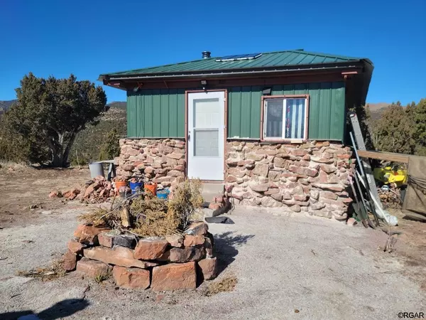 TBD Point  RD, Penrose, CO 81240