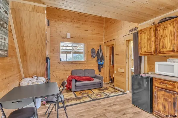 800 Backacres  RD, Canon City, CO 81212