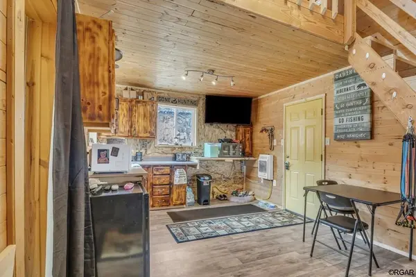 800 Backacres  RD, Canon City, CO 81212