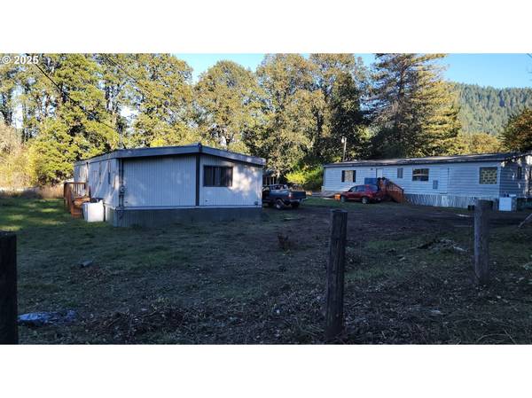 Glendale, OR 97442,315 RED HILL RD