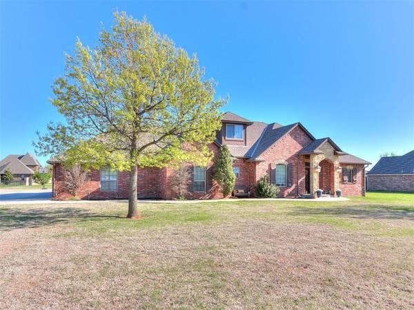 4605 Pikeys Trail, Tuttle, OK 73089